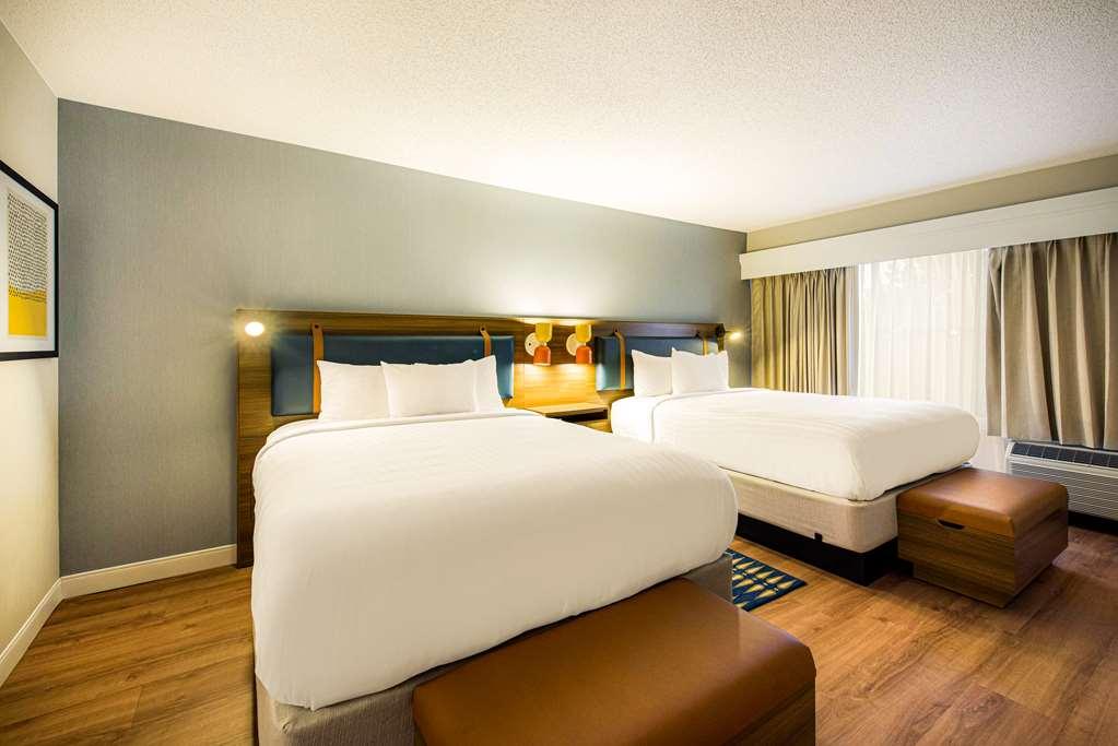 Sonesta Select Philadelphia Airport Hotel Room photo